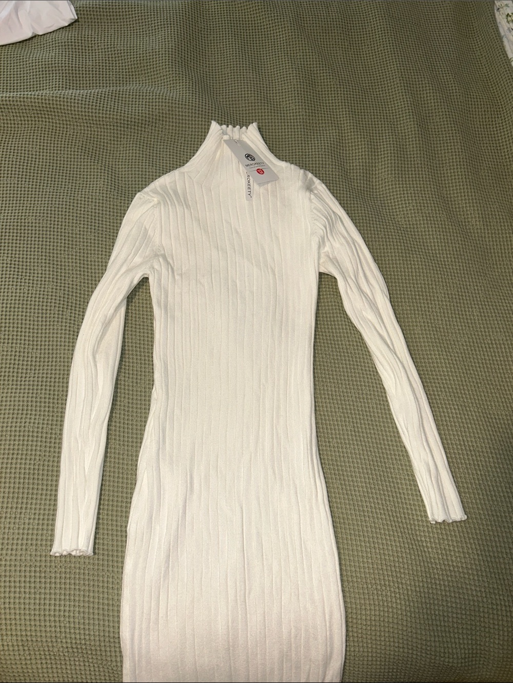 Cream Ribbed Turtleneck Midi Dress - Women - Picture 3 of 4